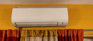 Furnished Amenities in 2 BHK Apartment at Santacruz West – for Sale