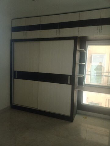 Room in 3 BHK Apartment at Gaurs Siddhartham, Siddharth Vihar – for Sale