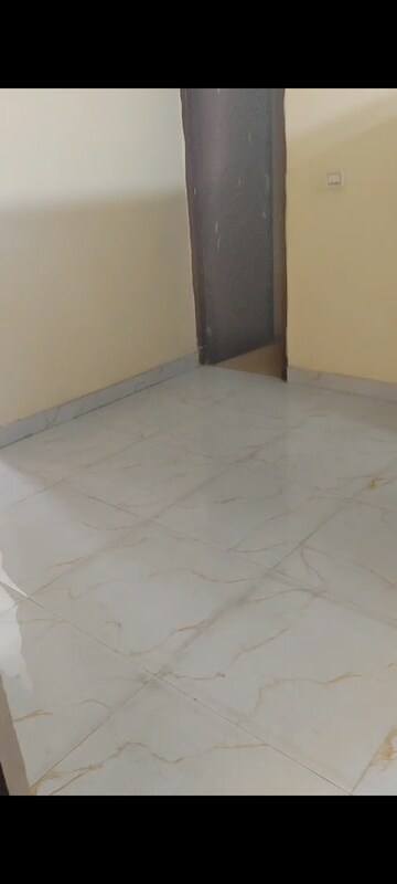 1.5 BHK Builder Floor For Rent in Saket
