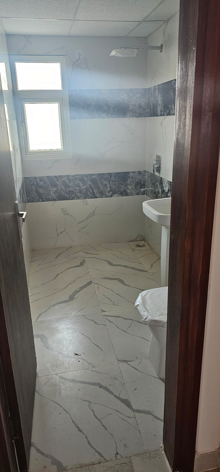 Bedroom, uninav-utopia 4 Bedroom 2650 Sq.Ft. Apartment In Morti Ghaziabad 7829017