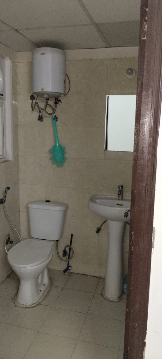 2.5 BHK + Study Room Apartment For Sale in Amrapali Silicon City