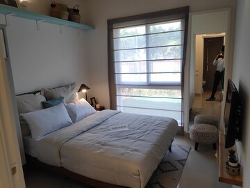 Room in 2 BHK Apartment at Bagaluru  – for Sale