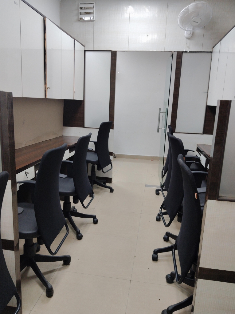 Commercial Office Space 322 Sq.Ft. For Rent in Laxmi Nagar Delhi  7829024