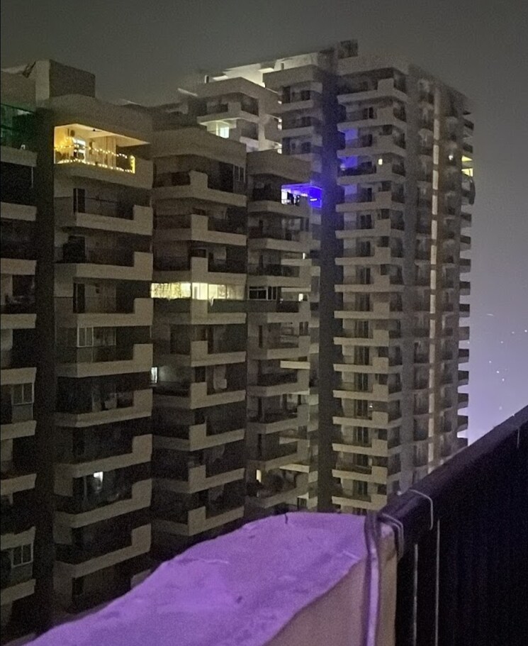 Exterior View, gaur-city-2-14th-avenue 2 Bedroom 990 Sq.Ft. Apartment In Sector 16c Greater Noida Greater Noida 7829308