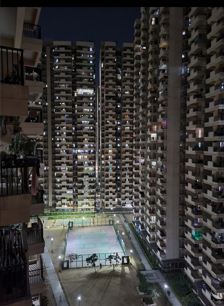 Exterior View, gaur-city-2-14th-avenue 2 Bedroom 990 Sq.Ft. Apartment In Sector 16c Greater Noida Greater Noida 7829308