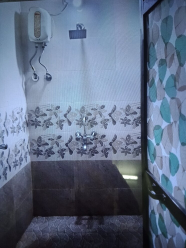Bathroom, shree-krishna-tower-chs 1 Bedroom 470 Sq.Ft. Apartment In Uthalsar Thane 7829358