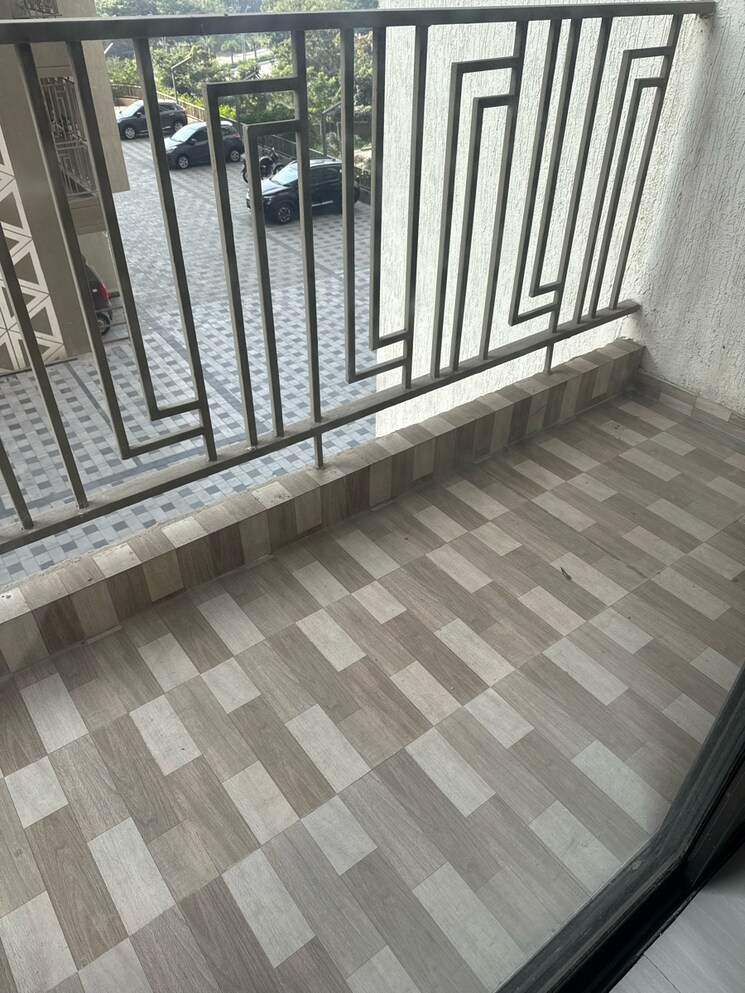 Balcony, regency-anantam-phase-2 1 Bedroom 700 Sq.Ft. Apartment In Dawadi Gaon rd Thane 7829417