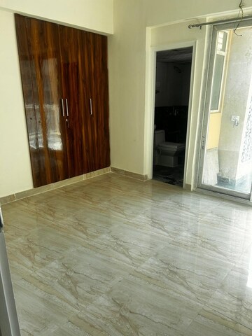 2 BHK Apartment For Rent in Migsun Ultimo, Omicron Iii Greater Noida