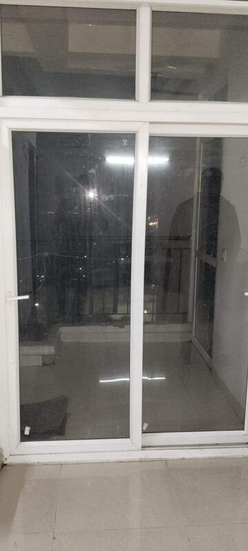 Building Lobby in 3 BHK Apartment at Amrapali Silicon City, Sector 76 – for Sale