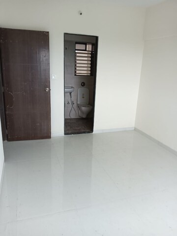 Room in 1 BHK Apartment at Veena Dynasty, Vasai East – for Sale
