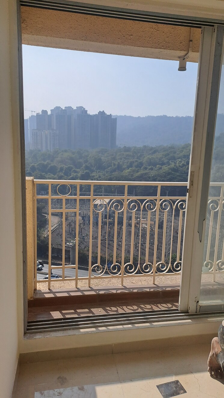 Balcony, shree-tirupati-stg-signature-residency 2 Bedroom 735 Sq.Ft. Apartment In Ghodbunder Road Thane 7829644