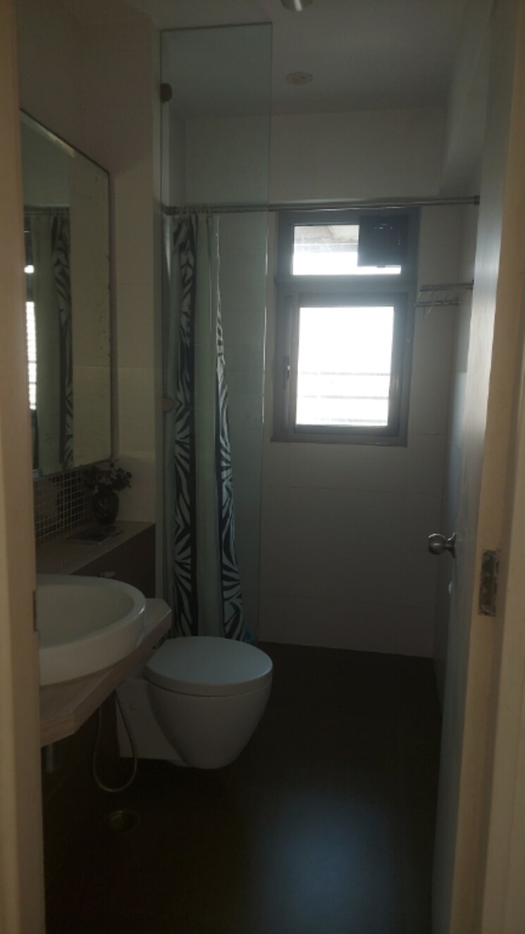 Bathroom, imperial-heights-phase-2 3.5 Bedroom 1425 Sq.Ft. Apartment In Goregaon West Mumbai 7829860