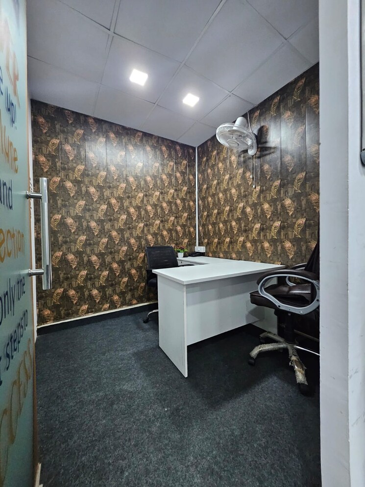 Team Area, sector 63 Commercial Office Space 1200 Sq.Ft. In Sector 63 Noida 7830130