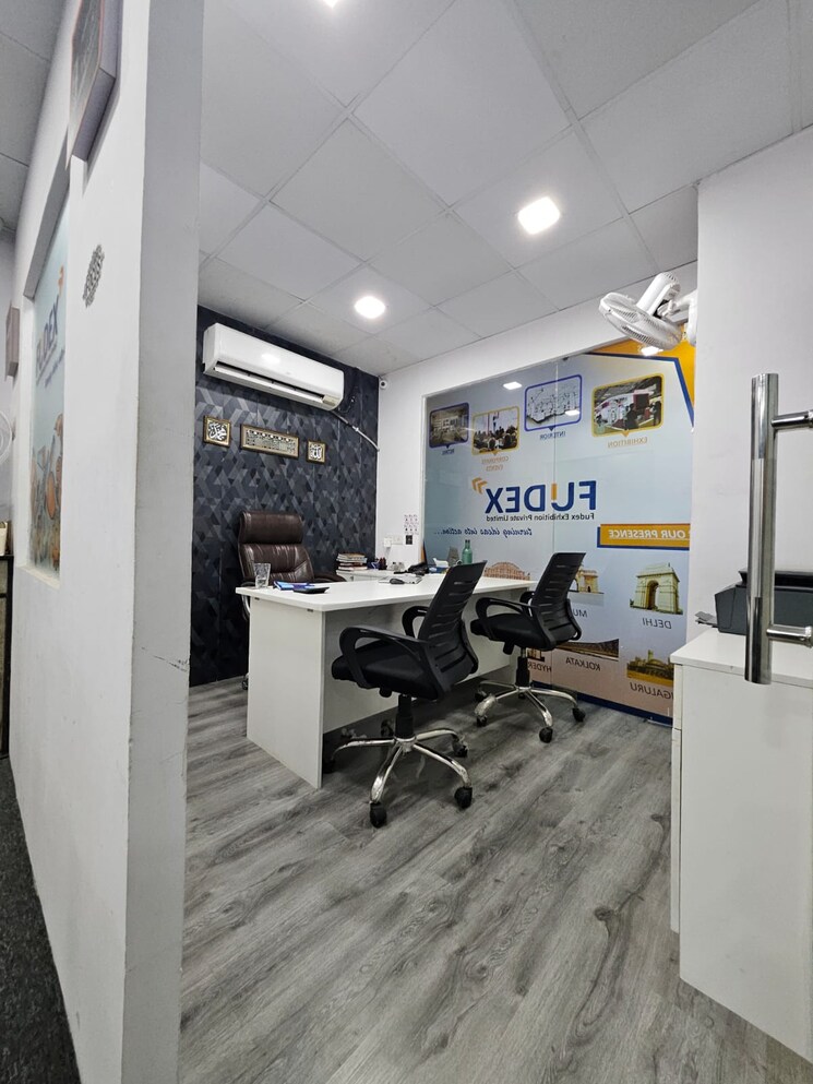 Team Area, sector 63 Commercial Office Space 1200 Sq.Ft. In Sector 63 Noida 7830130