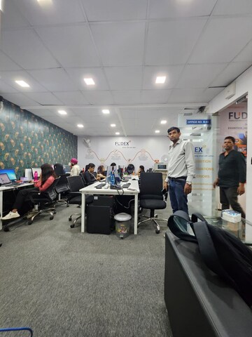 Parking in  Office Space at Sector 63 – for Rent