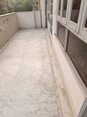 3 BHK Apartment For Rent in Sector 52
