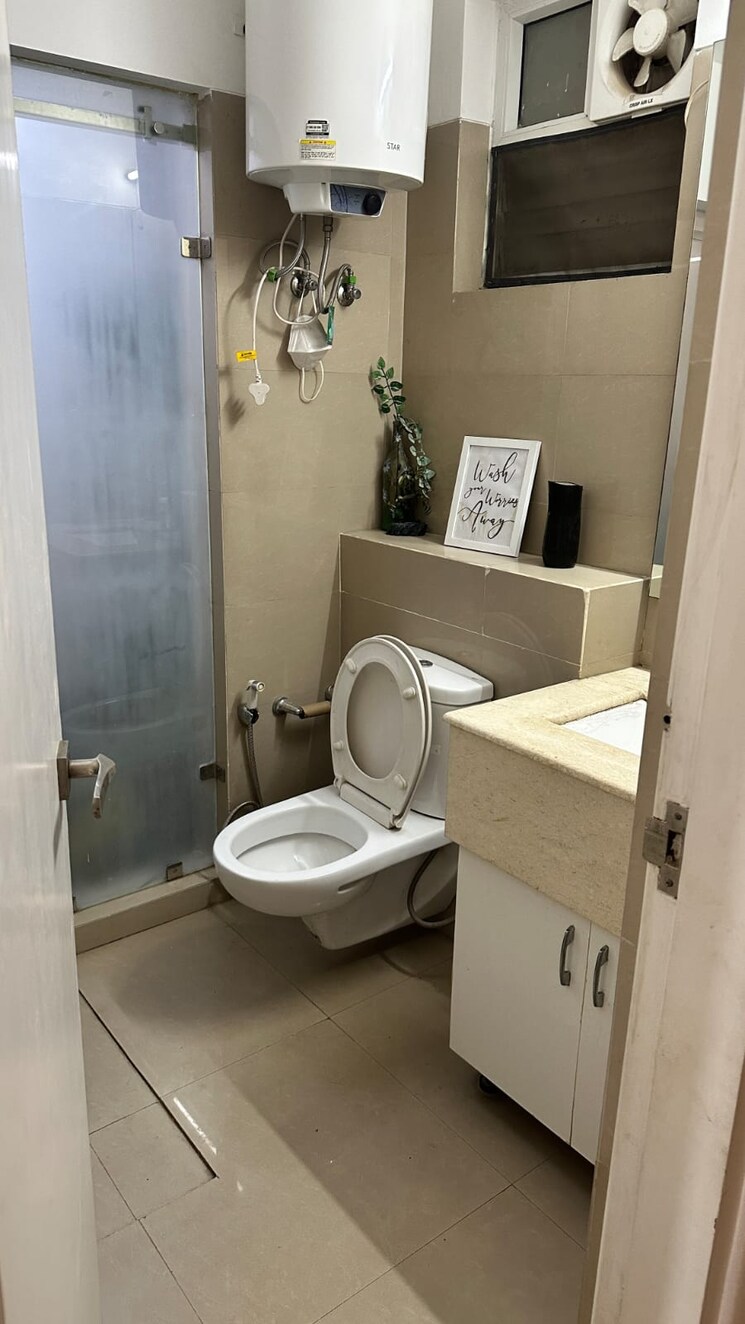 Bathroom, tulip-white 3 Bedroom 1326 Sq.Ft. Apartment In Sector 69 Gurgaon 7830426