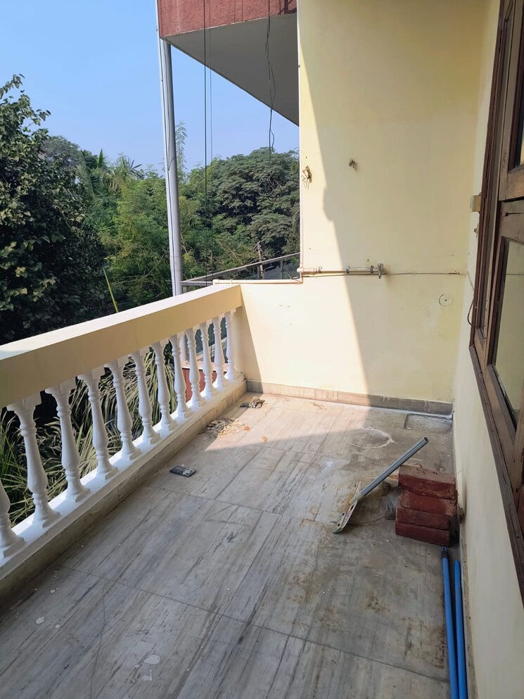 Balcony, ansal-plaza-sector-23 3 Bedroom 2000 Sq.Ft. Independent House In Sector 23 Gurgaon 7830435