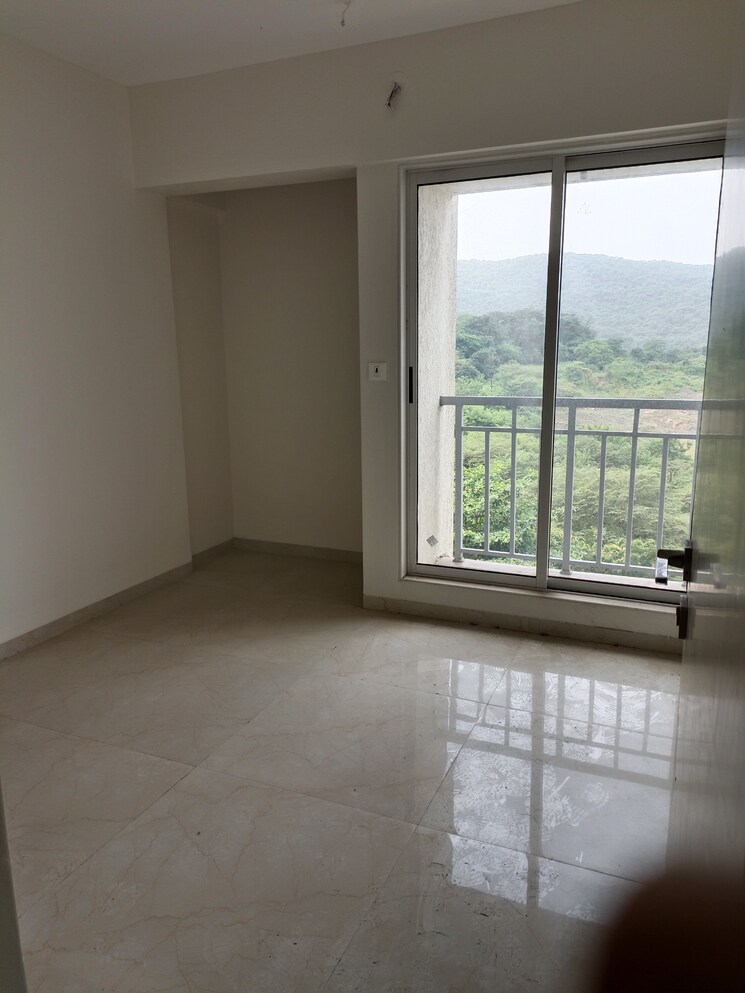 Room, vihang-vermont 2 Bedroom 664 Sq.Ft. Apartment In Ghodbunder Road Thane 7830877