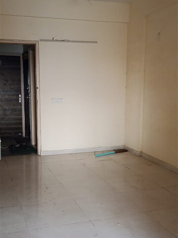 Room in 2 BHK Apartment at GLS Arawali Homes, Sohna Sector 4 – for Sale