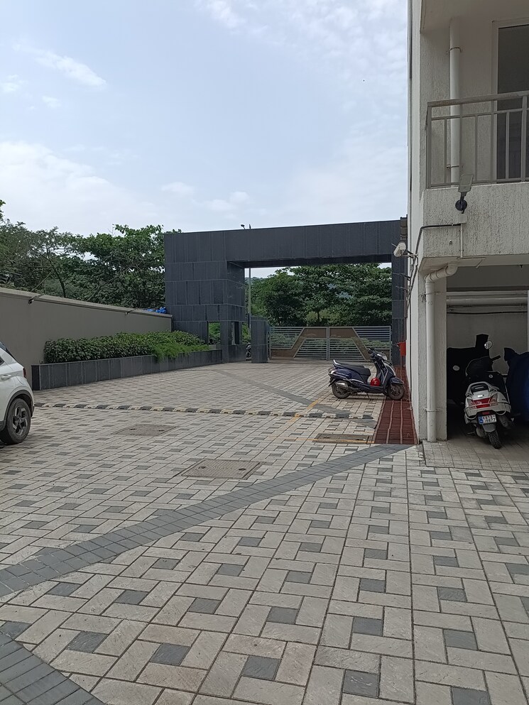  Parking, vihang-vermont 2 Bedroom 664 Sq.Ft. Apartment In Ghodbunder Road Thane 7830877