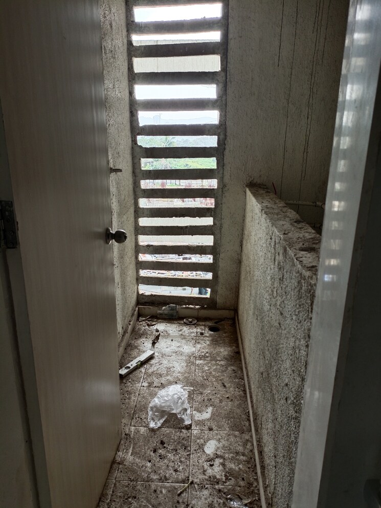 Balcony, vihang-vermont 2 Bedroom 664 Sq.Ft. Apartment In Ghodbunder Road Thane 7830877