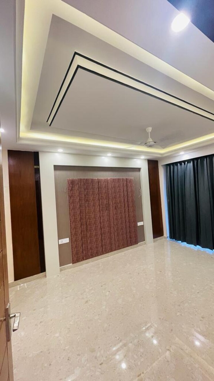 Room, ansal-api-esencia 4 Bedroom 270 Sq.Yd. Builder Floor In Sector 67 Gurgaon 7831353