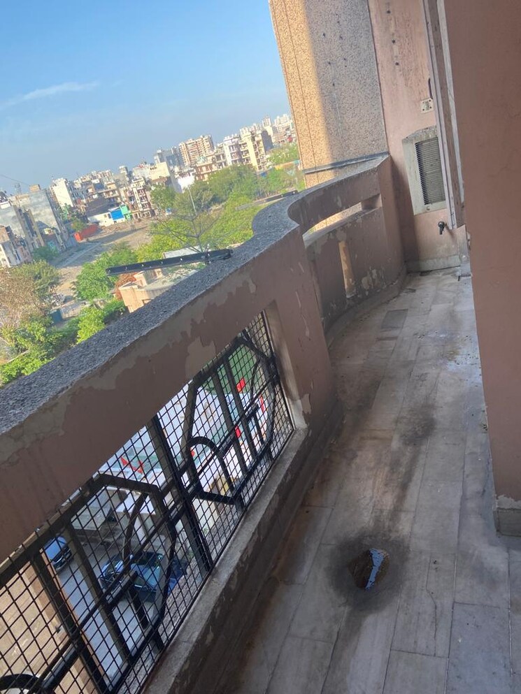 Balcony, ghazipur 3 Bedroom 1600 Sq.Ft. Apartment In Ghazipur Delhi 7831329