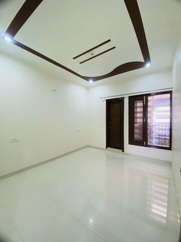 2 BHK Apartment For Rent in Sector 123