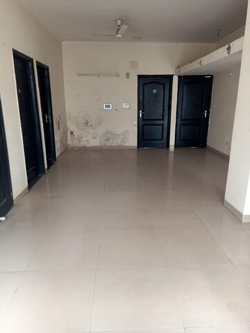 Room in 3.5 BHK Apartment at ILD Arete, Sohna Sector 33 – for Sale