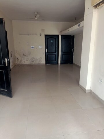 Room in 3.5 BHK Apartment at ILD Arete, Sohna Sector 33 – for Sale