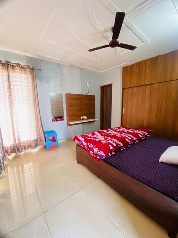 1 RK Apartment For Rent in Sector 127