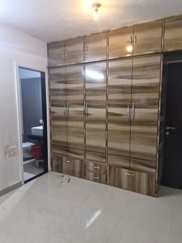 2 BHK Apartment For Rent in Rustomjee Athena, Majiwada