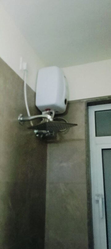 2 BHK Apartment For Sale in Symphony Towers Kandivali West, Kandivali West