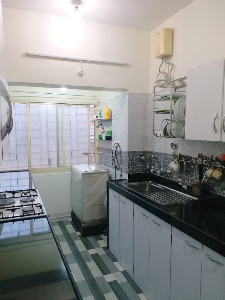 Kitchen, bandra west 4 Bedroom 1400 Sq.Ft. Apartment In Bandra West Mumbai 7831969