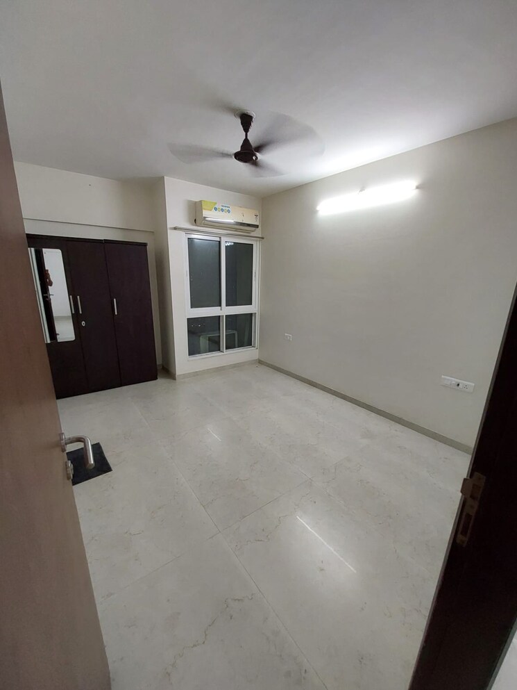 Bedroom, dosti-west-county-phase-2-dosti-cedar 3 Bedroom 1200 Sq.Ft. Apartment In Balkum Pada Thane 7832149