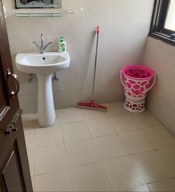 1 RK Builder Floor For Rent in Ramesh Nagar