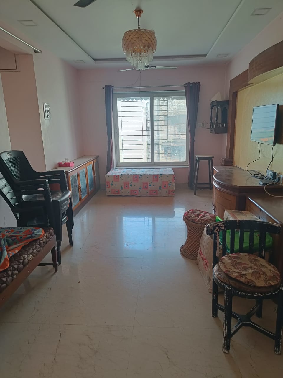 2 BHK Apartment For Rent in Mangal Geeta Apartment Andheri West Mumbai  7832120