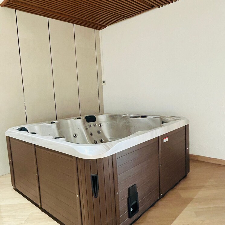 Team Area, maya-green-lotus-utsav 4 Bedroom 3130 Sq.Ft. Apartment In International Airport Road Zirakpur 7832105