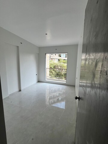 Room in 1 BHK Apartment at Kohinoor Eden, Kalyan East – for Sale