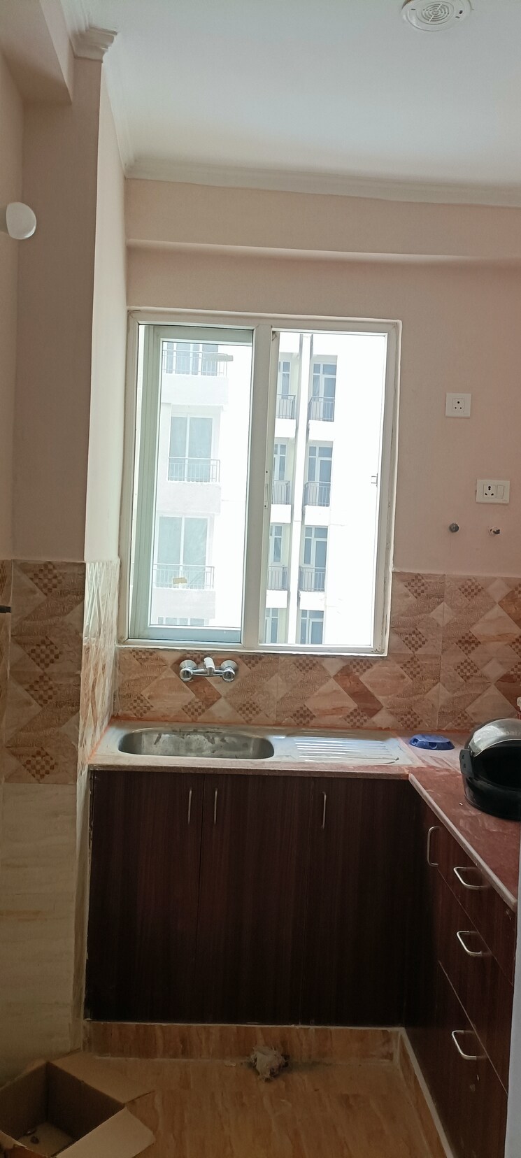 Kitchen, amrapali-golf-homes 2 Bedroom 1100 Sq.Ft. Apartment In Sector 4, Greater Noida Greater Noida 7832353