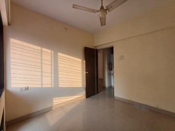 Room in 2 BHK Apartment at Supernal Gardens, Kolshet Road – for Sale