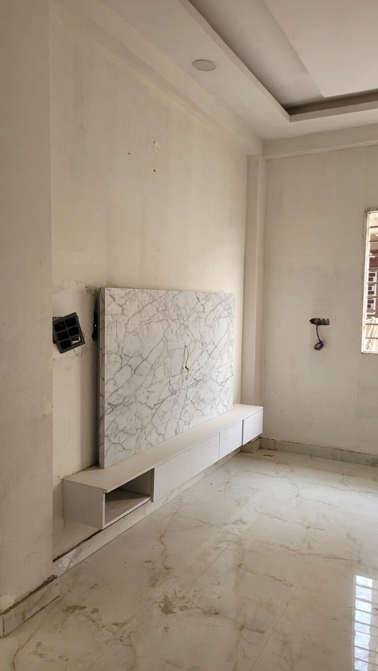 Exterior View, rg-pride  200 Sq.Yd. Plot In Sadullapur Greater Noida 7832533