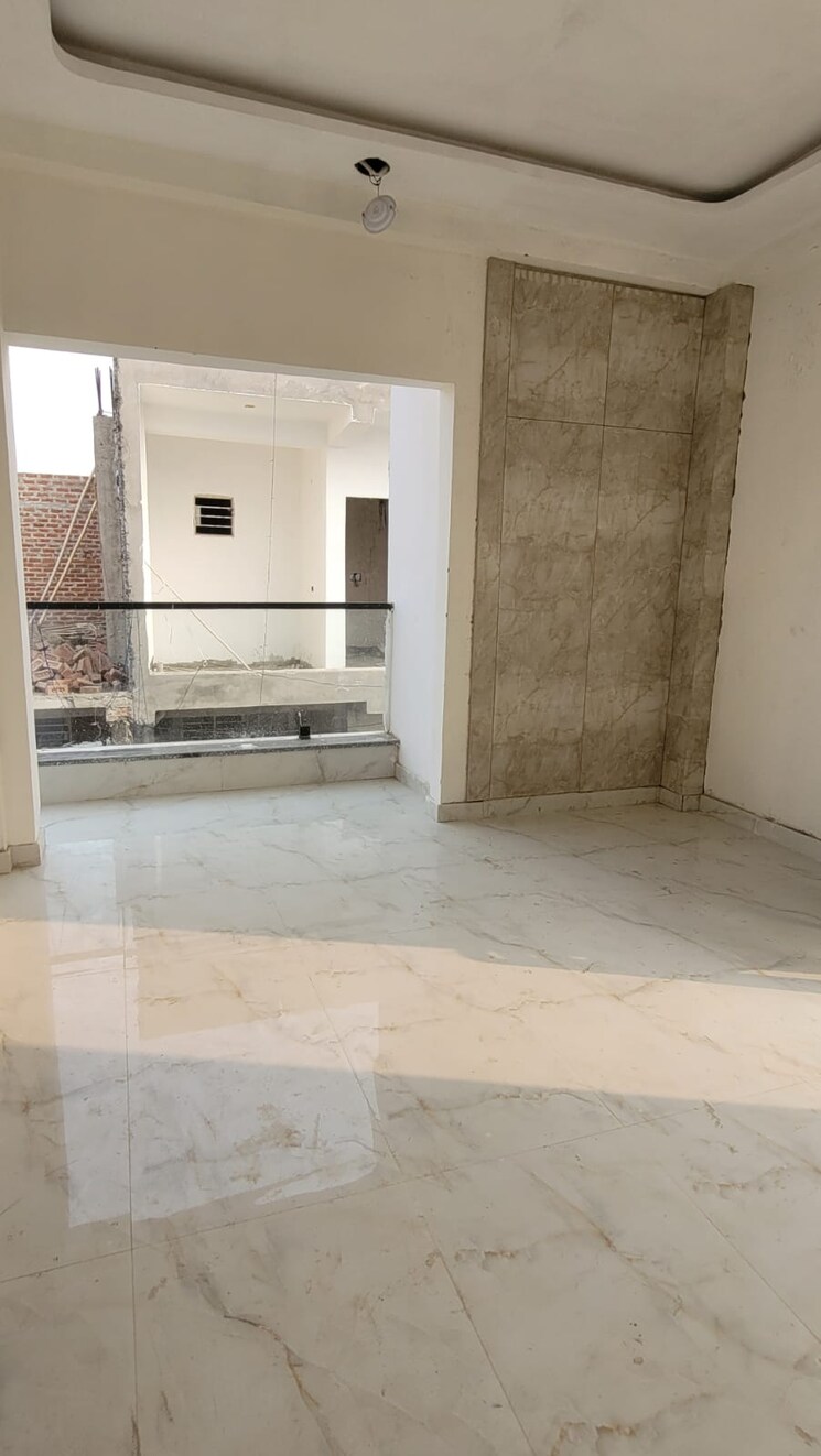 Exterior View, rg-pride  200 Sq.Yd. Plot In Sadullapur Greater Noida 7832533