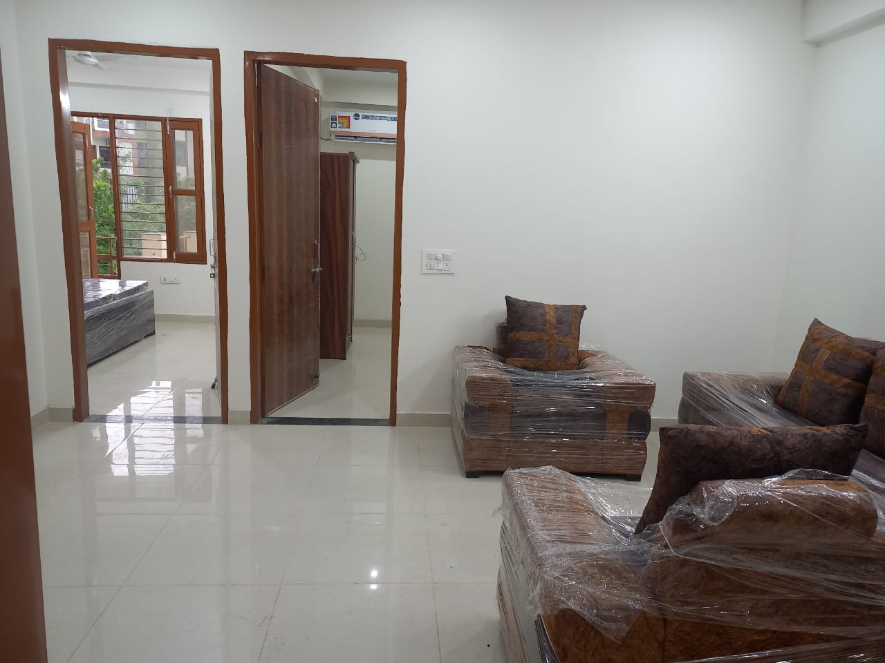 3 BHK + Pooja Room Builder Floor For Rent in Sector 52