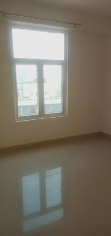 Commercial Shop 272 Sq.Ft. For Rent in Sector 104 Gurgaon  7832644