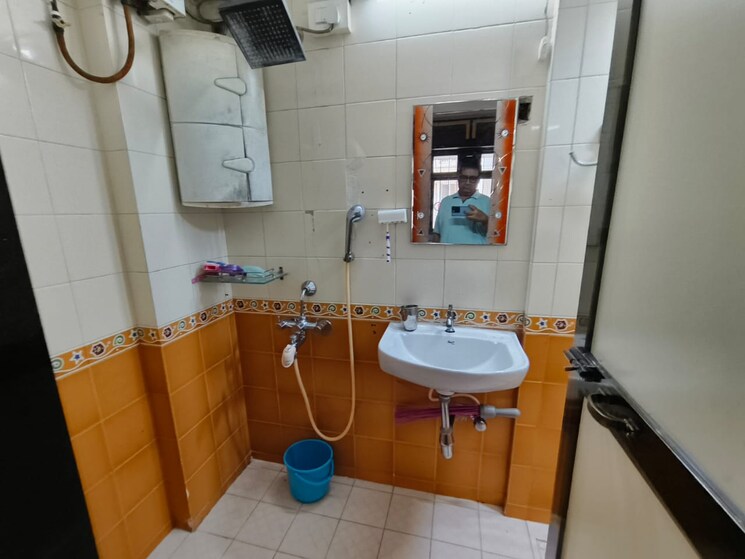 Attached Bathroom, ekta-bhoomi-classic 1 Bedroom 366 Sq.Ft. Apartment In Kandivali West Mumbai 7832645