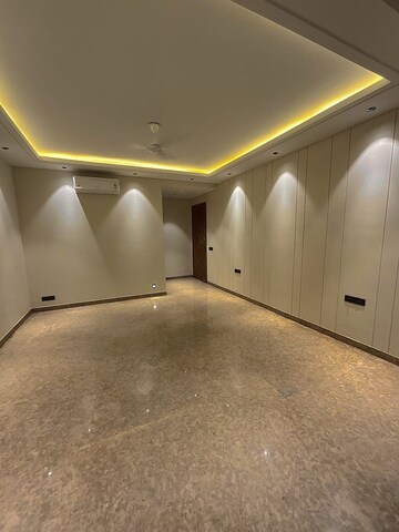  Plot For Sale in Hauz Khas