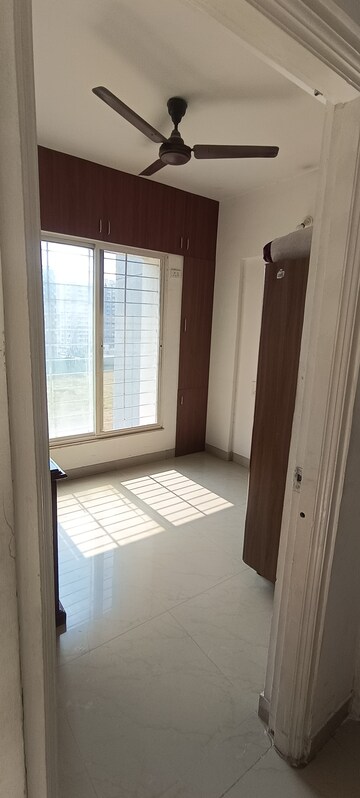 Room in 1.5 BHK Apartment at Goel Sai Ganga, Undri – for Sale