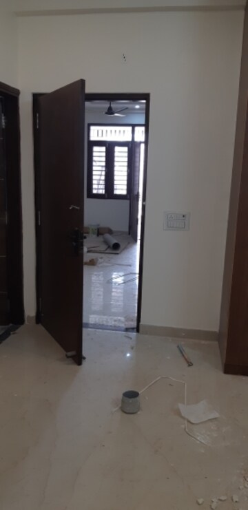 Room in 3 BHK Villa at Mahal Road – for Sale
